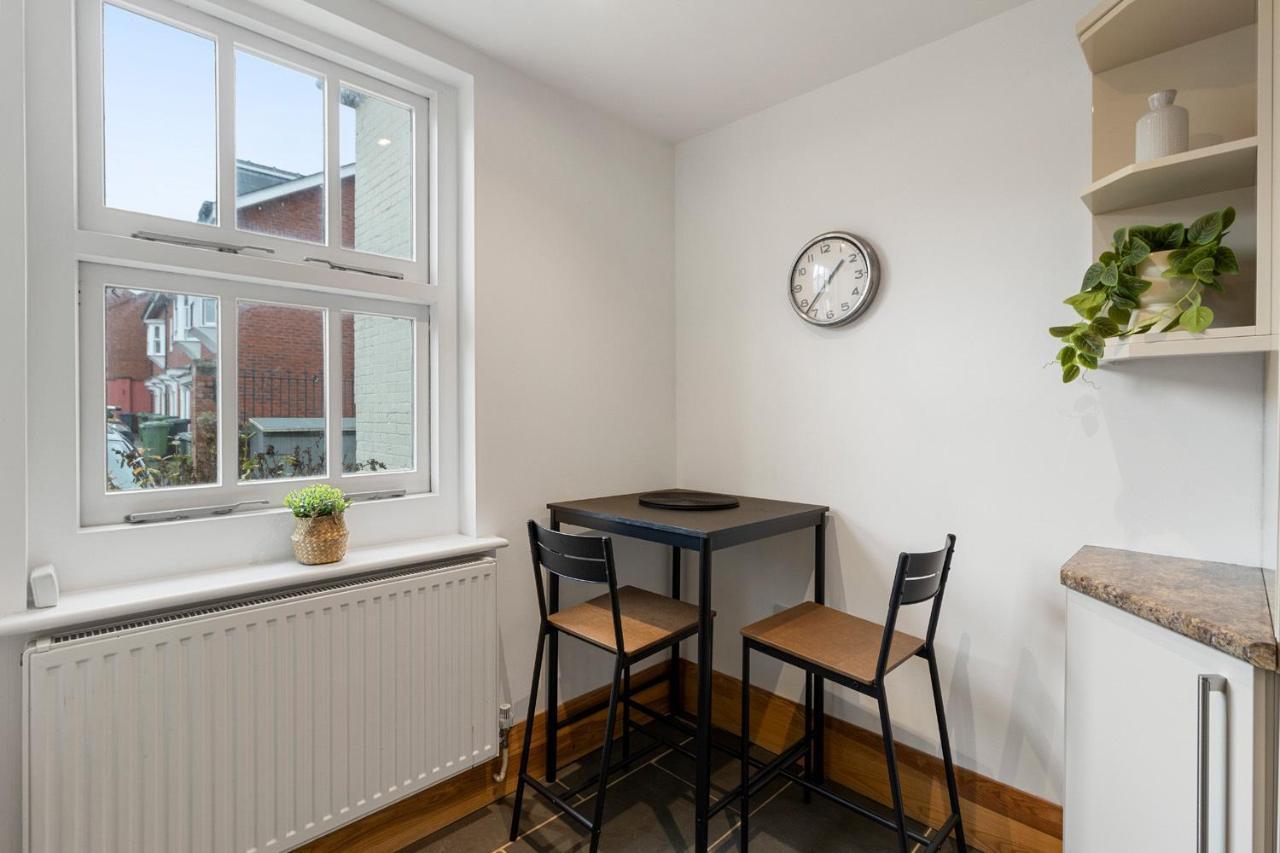 The Old Cooperage By Staytor Accommodation Exeter Buitenkant foto